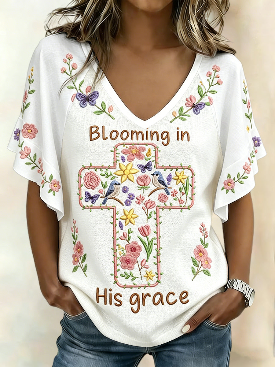 Women's Floral Faith Jesus Lover Blooming In His Grace Printed T-Shirt